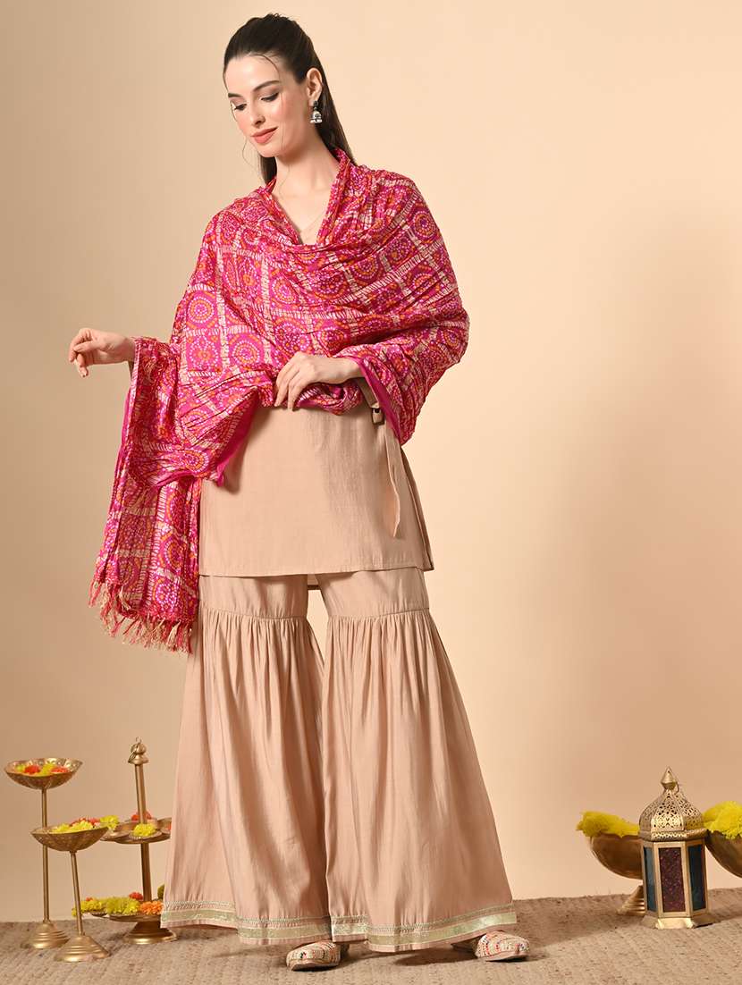 women pink bandhani print dupatta - 22272887 -  Standard Image - 2