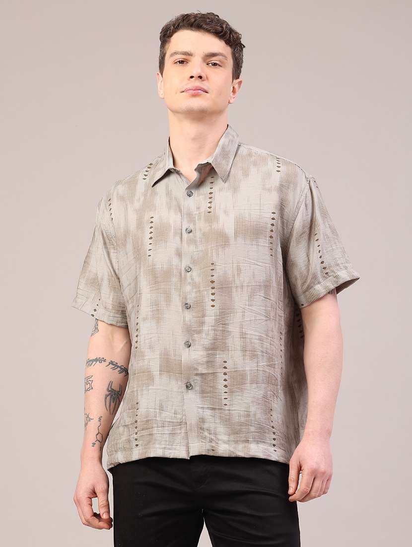 men printed short sleeve regular fit casual shirt - 22273152 -  Standard Image - 2