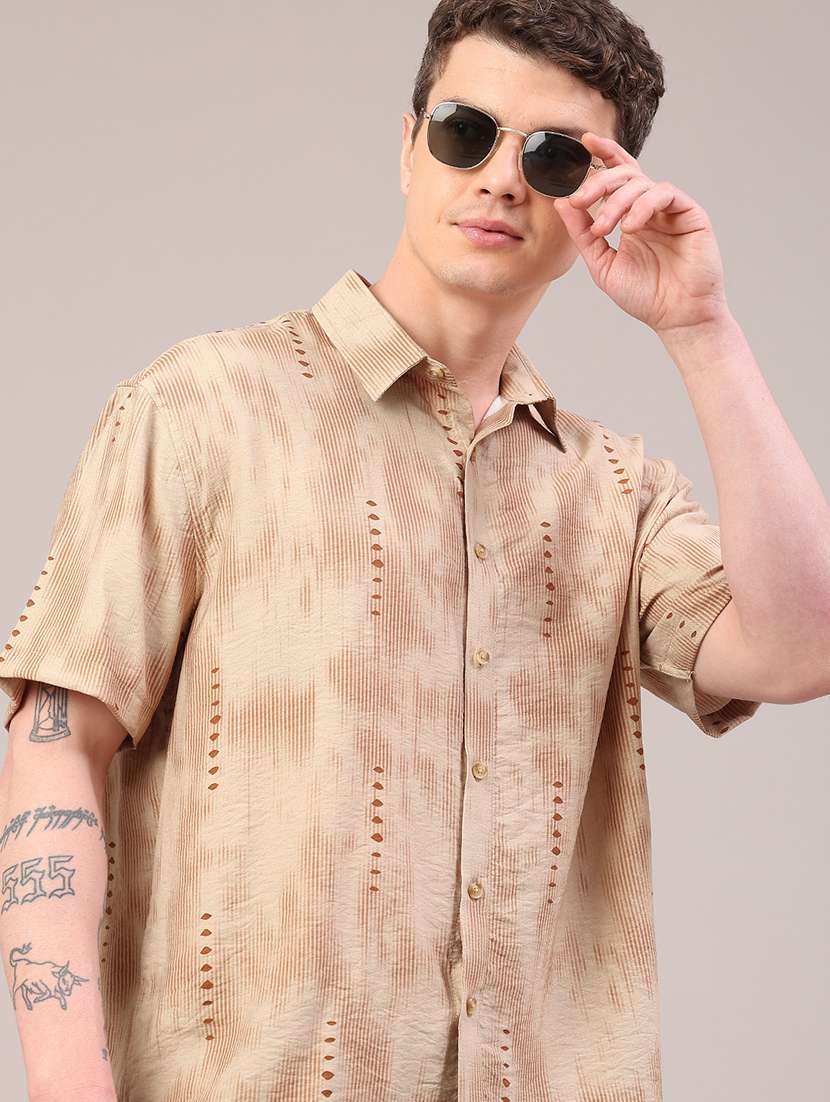 men printed short sleeve regular fit casual shirt