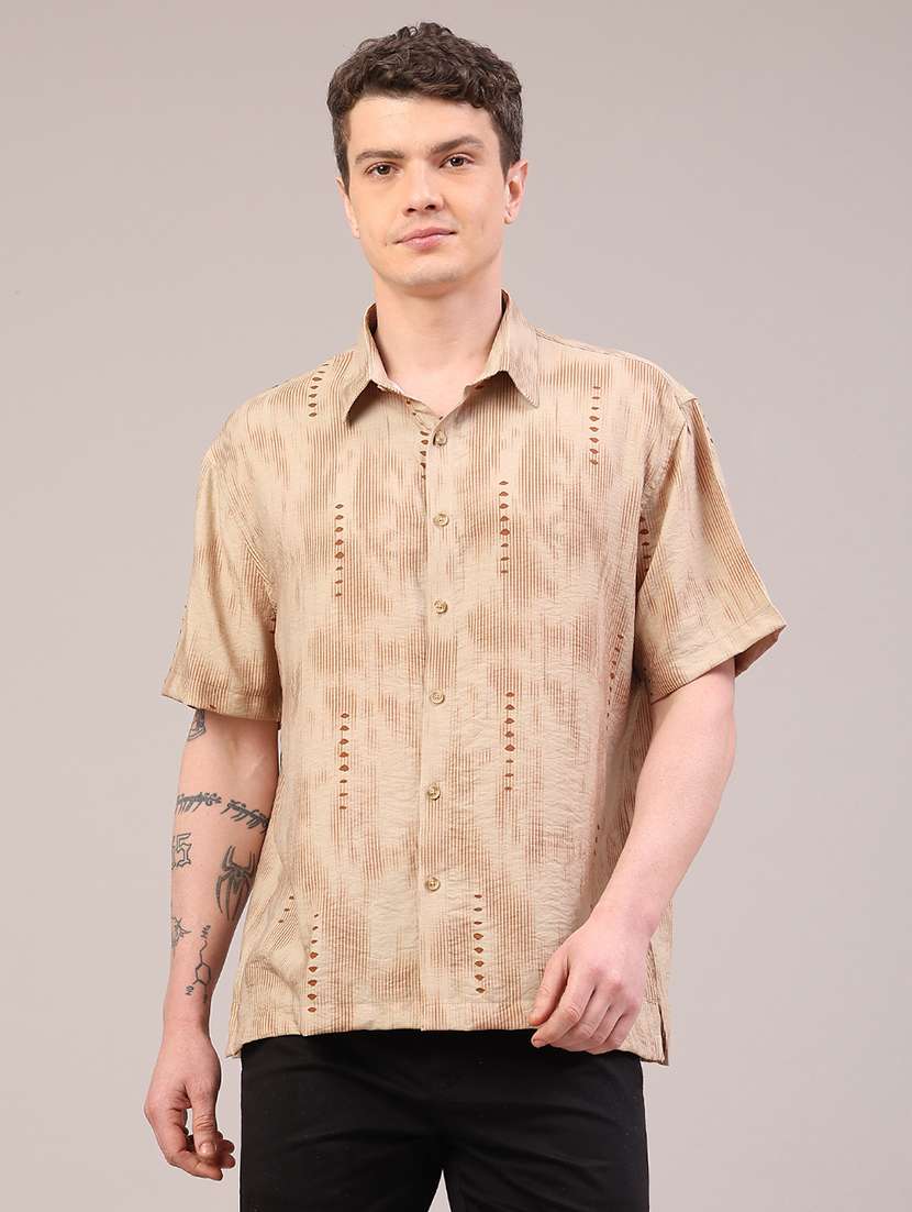 men printed short sleeve regular fit casual shirt - 22273153 -  Standard Image - 2