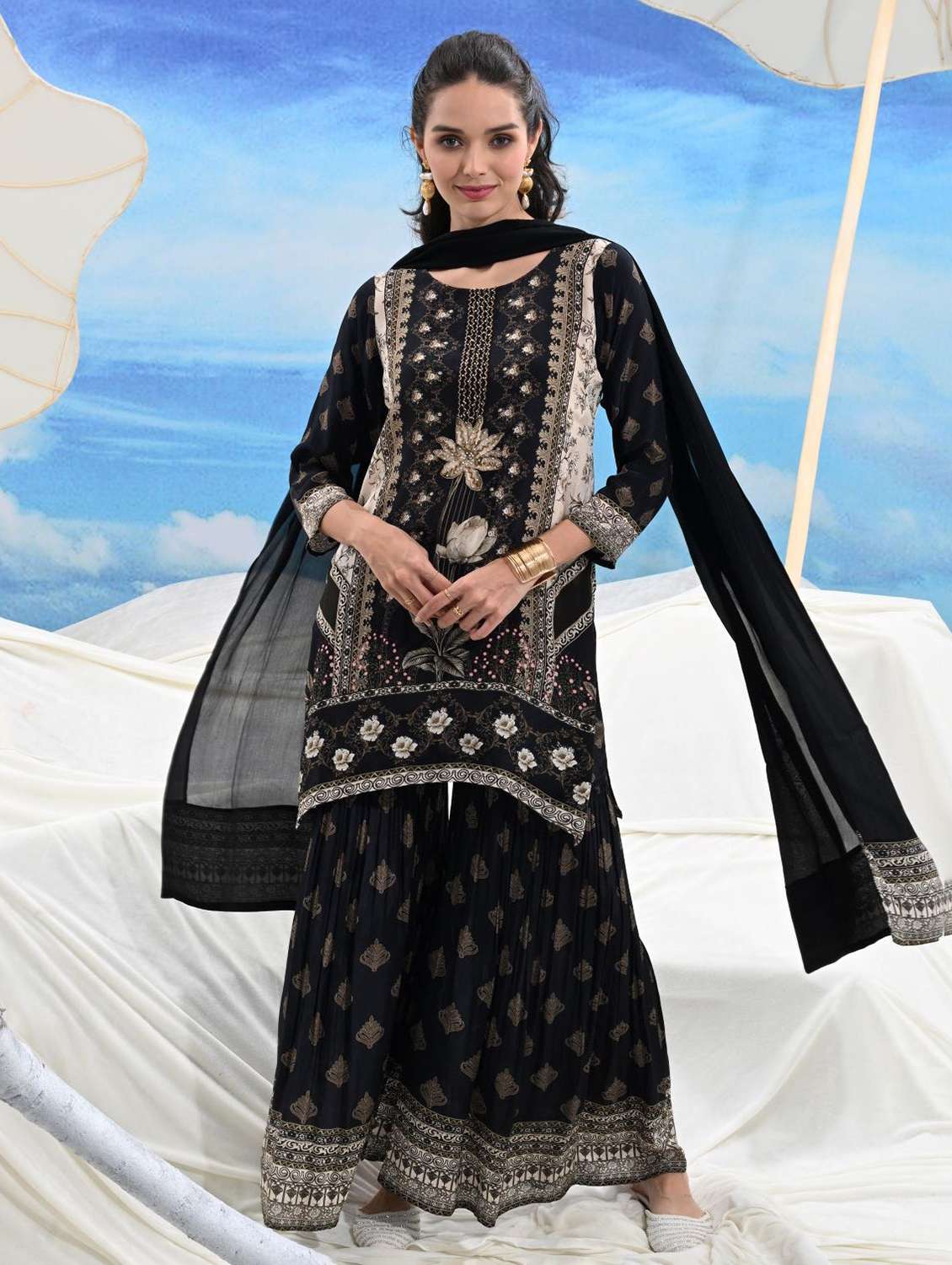 women printed three quarter sleeve kurta sharara with dupatta set