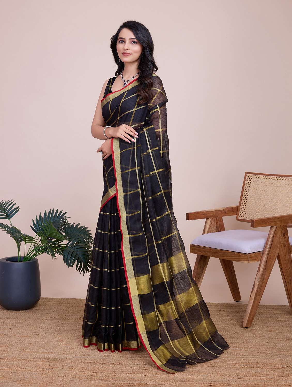 women checkered bordered saree with blouse - 22274035 -  Standard Image - 2