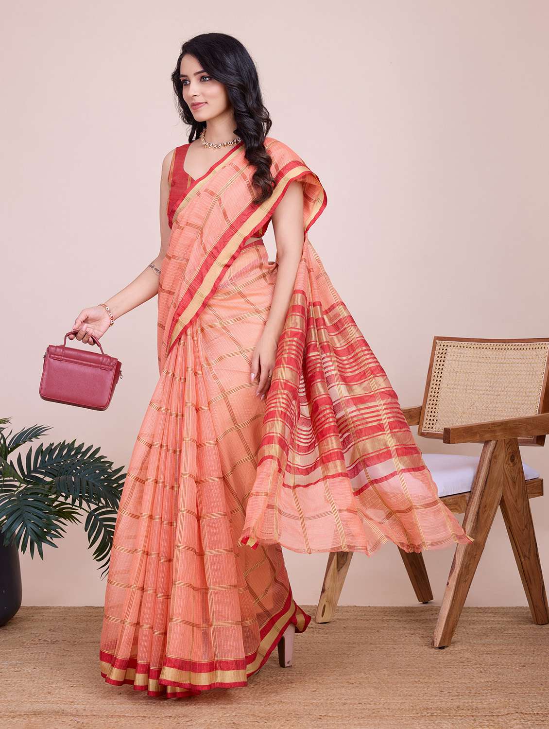 women checkered bordered saree with blouse - 22274046 -  Standard Image - 2