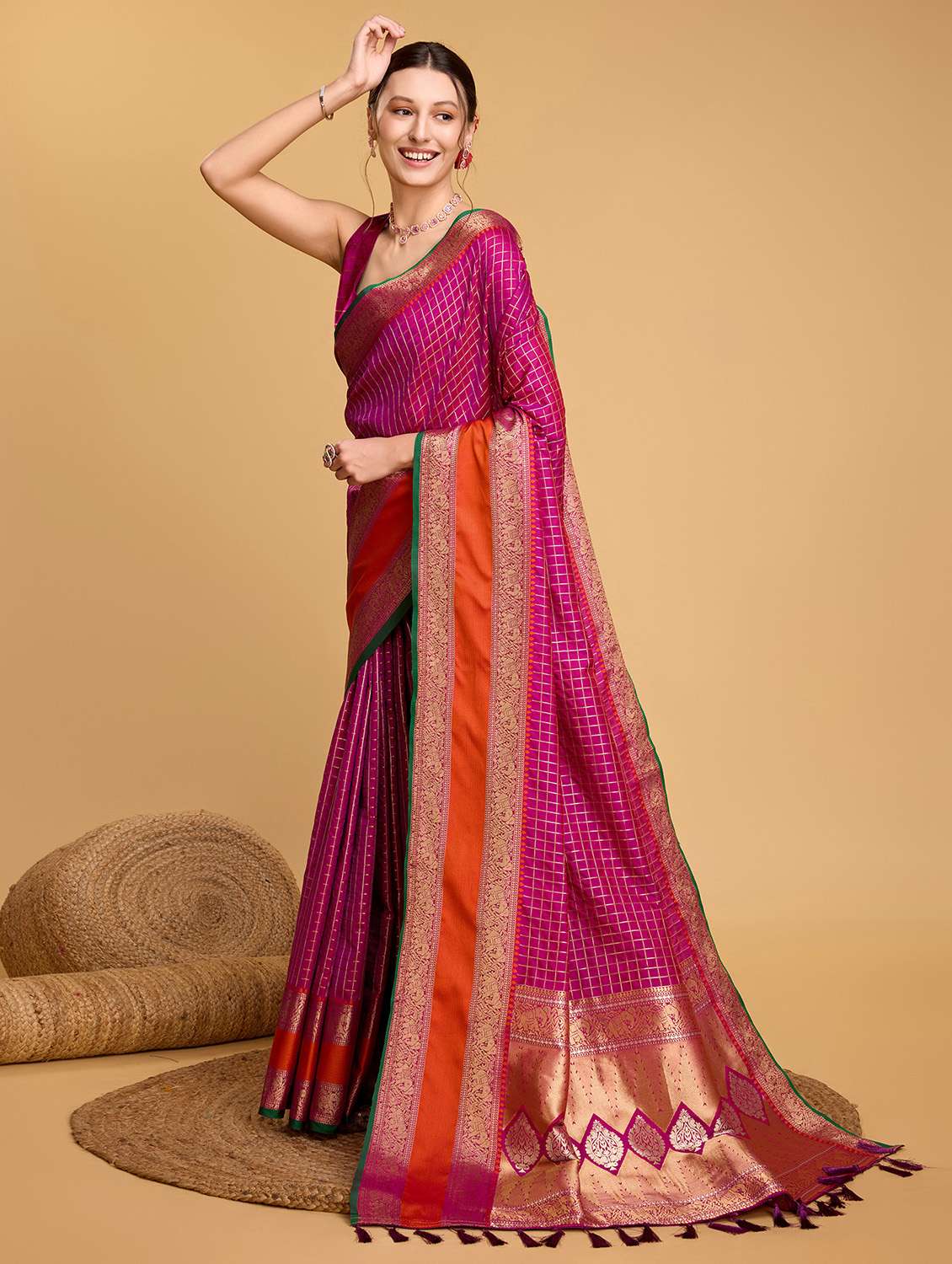 women checkered bordered saree with blouse - 22274068 -  Standard Image - 2