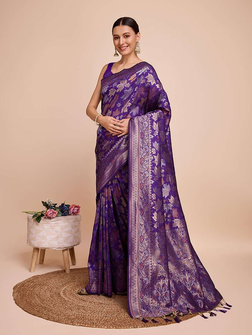 women self design banarasi saree with blouse - 22274087 -  Standard Image - 2