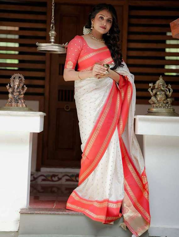 women self design banarasi saree with blouse