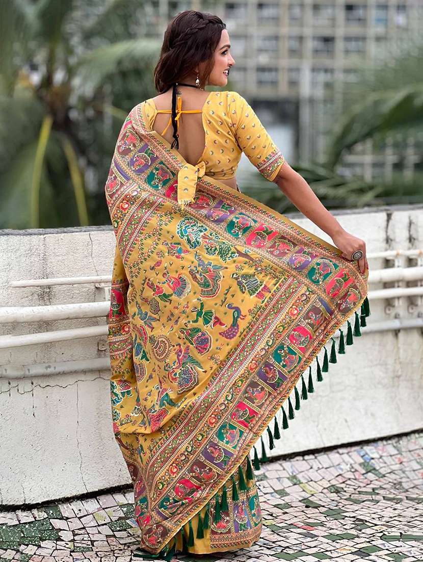 women self design bordered saree with blouse - 22274202 -  Standard Image - 2