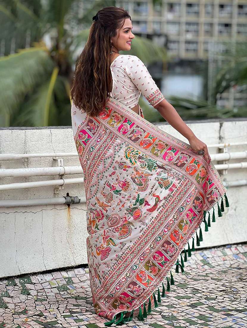 women self design bordered saree with blouse - 22274203 -  Standard Image - 2