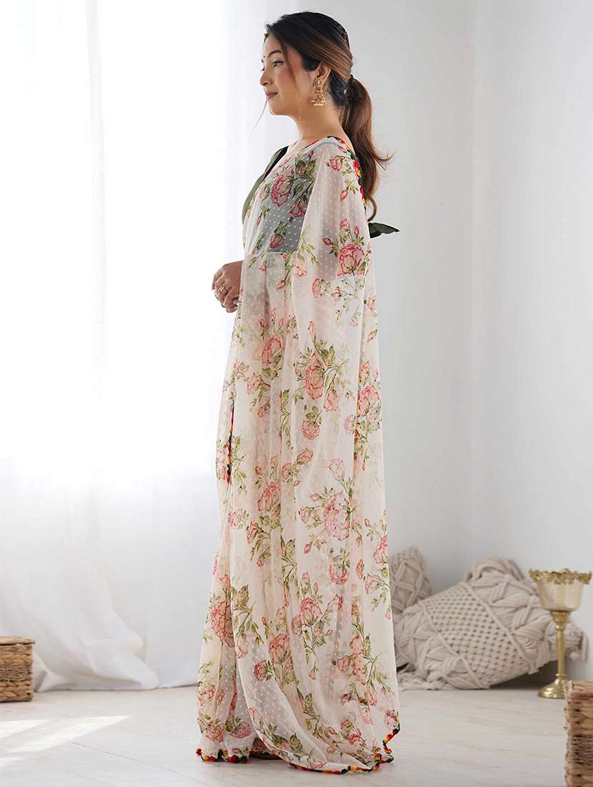 women printed casual wear saree with blouse - 22275439 -  Standard Image - 2