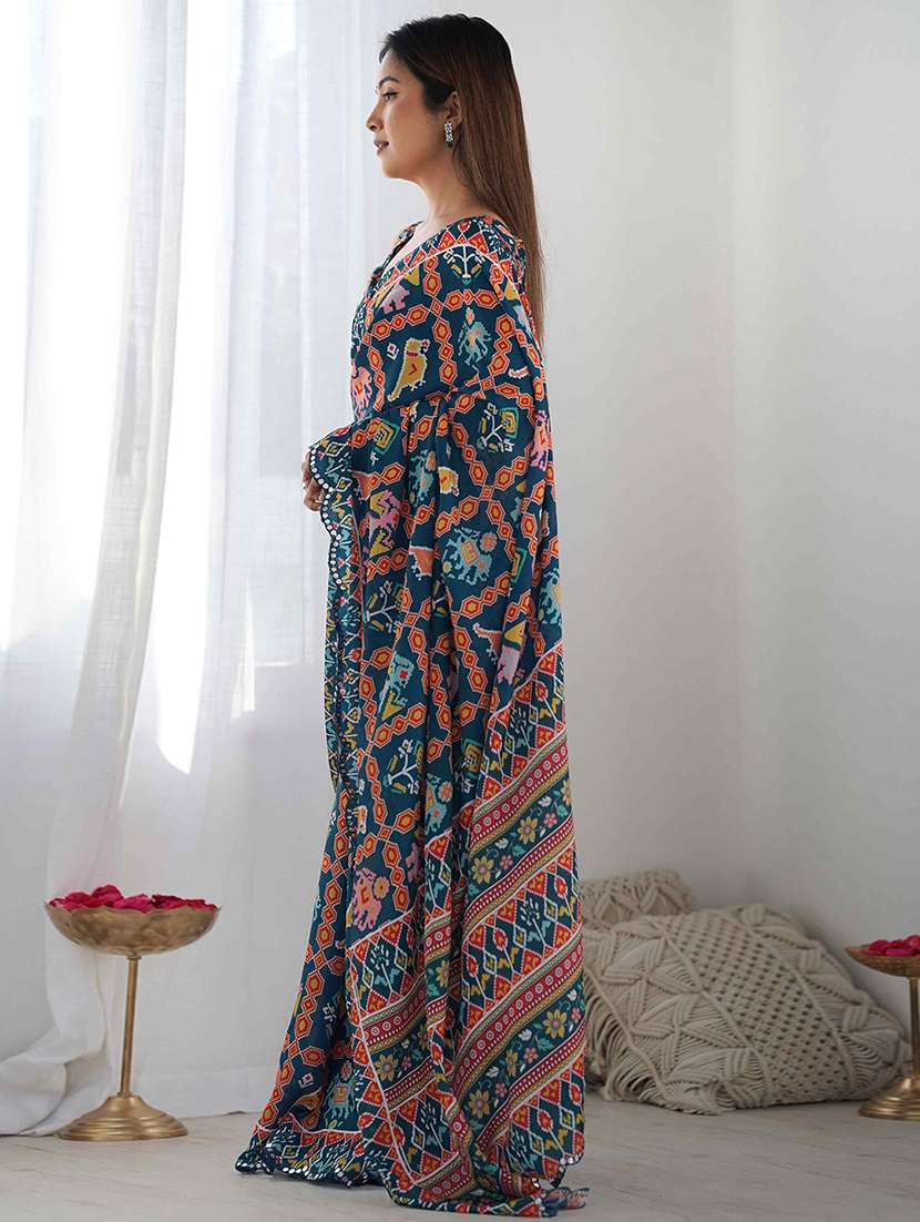 women printed casual wear saree with blouse - 22275465 -  Standard Image - 2