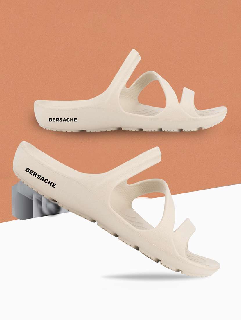 women solid slip on flip flop