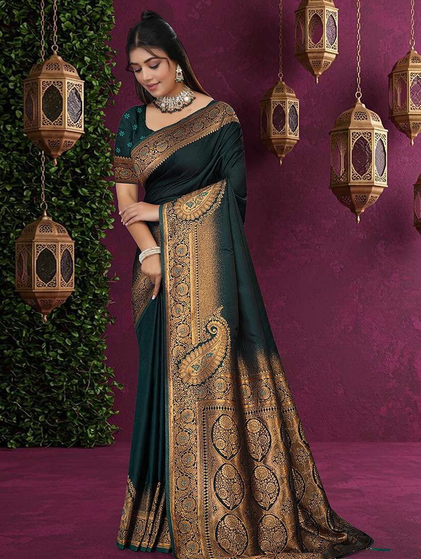 women solid with bordered saree with blouse - 22275913 -  Standard Image - 2