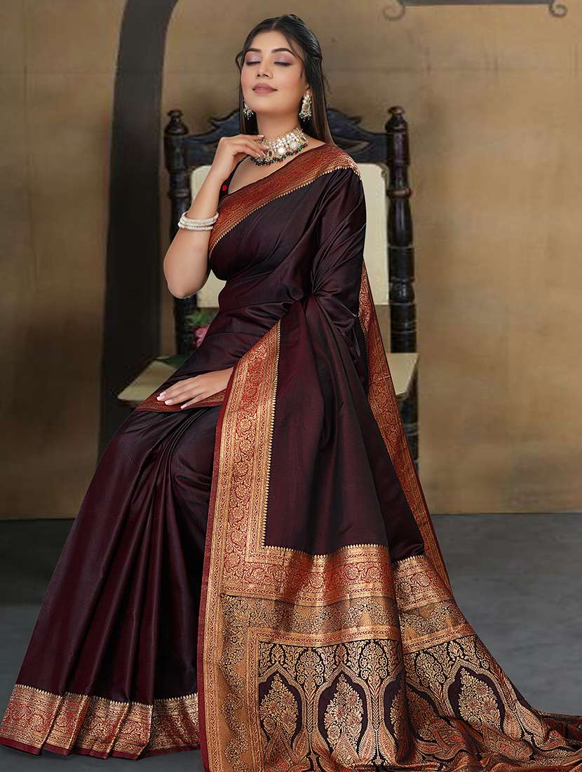 women solid with bordered saree with blouse - 22275917 -  Standard Image - 2