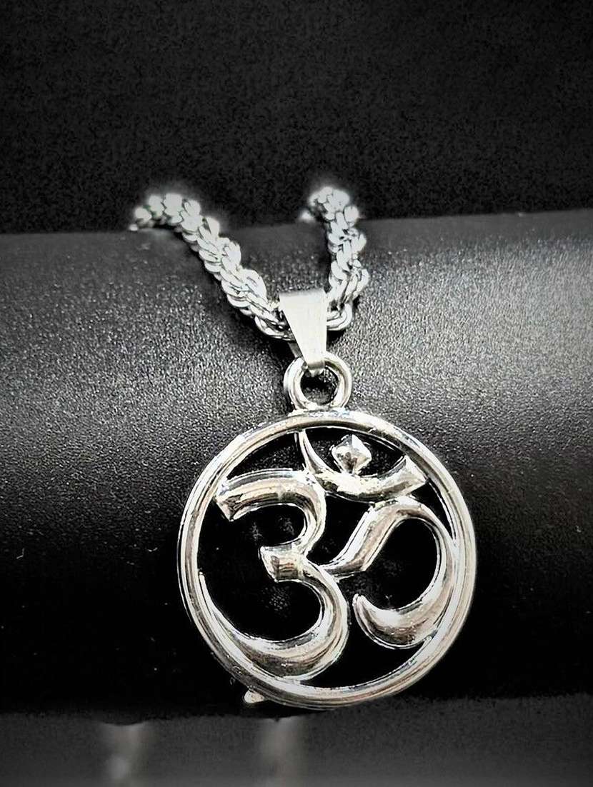 women silver plated pendant - 22275964 -  Standard Image - 2