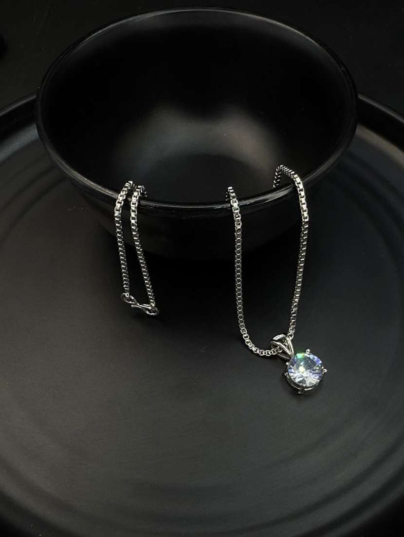 women silver plated pendant - 22275995 -  Standard Image - 2