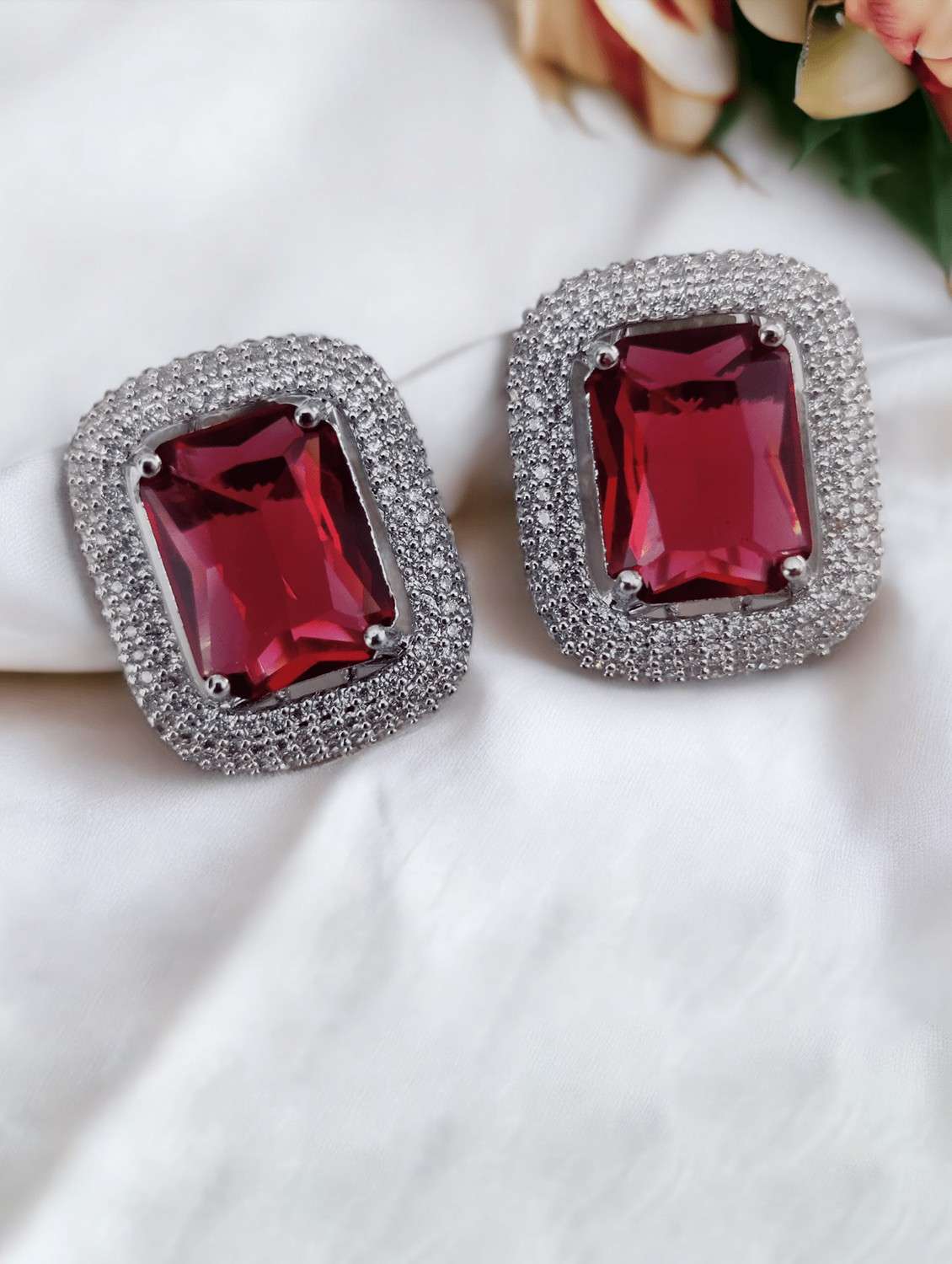 women red brass studs earring