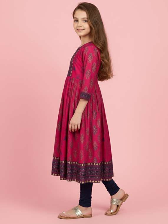 women printed three quarter sleeve kurta - 22278340 -  Standard Image - 2