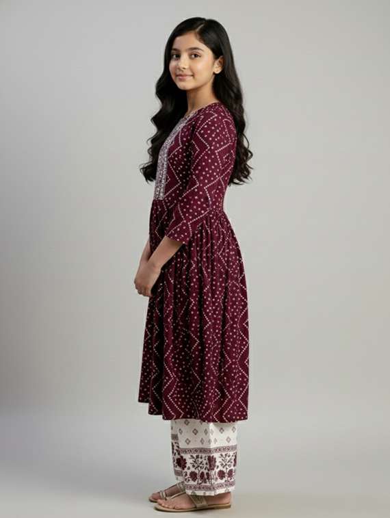 Girls Printed Three Quarter Sleeve Kurta - 22278370 -  Standard Image - 2