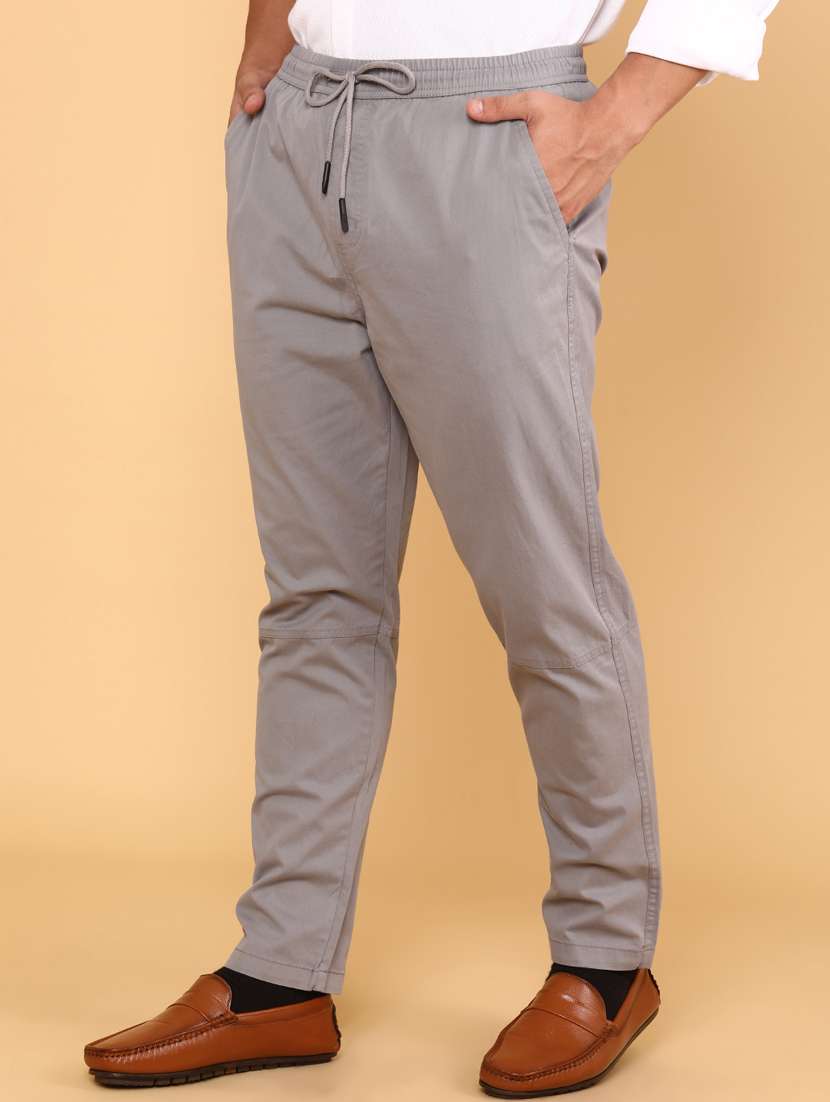 men solid mid rise regular fit  flat front trouser