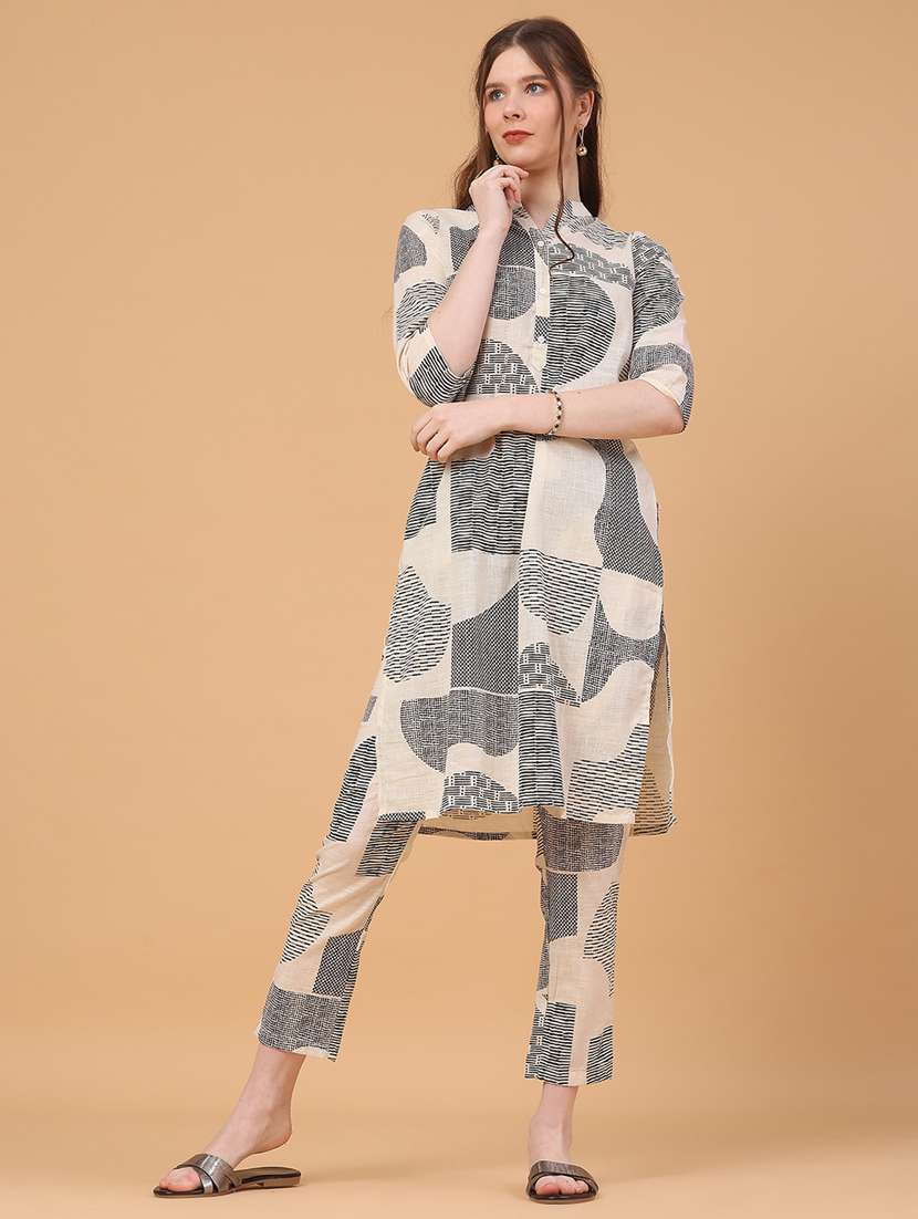 women printed three quarter sleeve ethnic co-ord set - 22278939 -  Standard Image - 2