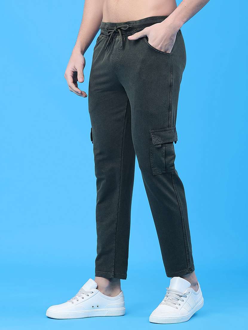 men solid mid rise regular fit cargo  - 22278968 -  Standard Image - 2