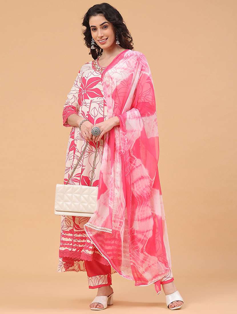 women floral three quarter sleeve kurta pant with dupatta set