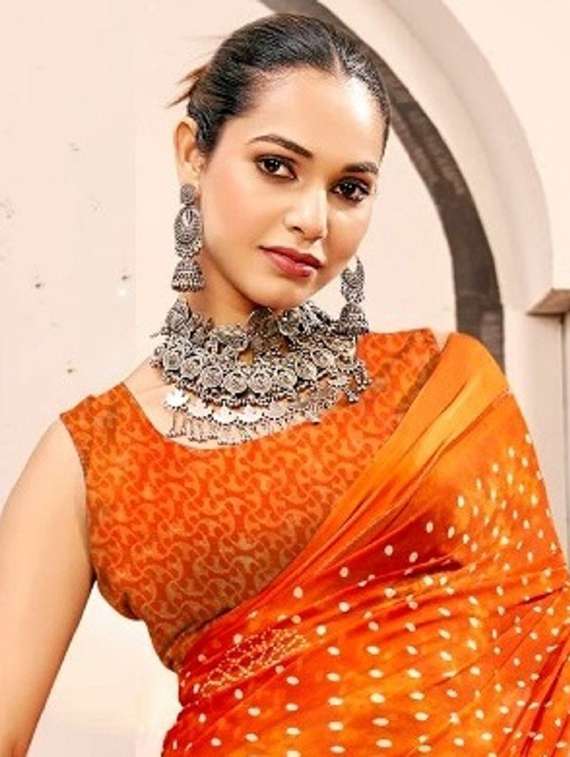 women printed casual wear saree with blouse - 22279022 -  Standard Image - 2