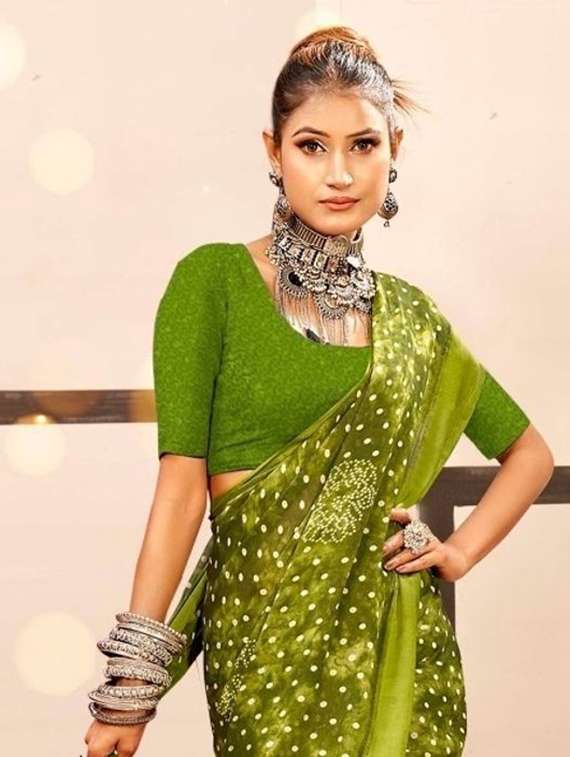 women printed casual wear saree with blouse - 22279029 -  Standard Image - 2