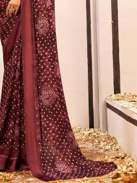 women printed casual wear saree with blouse - 22279033 -  Standard Image - 2