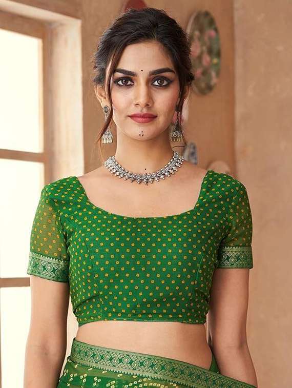 women printed casual wear saree with blouse - 22279057 -  Standard Image - 2