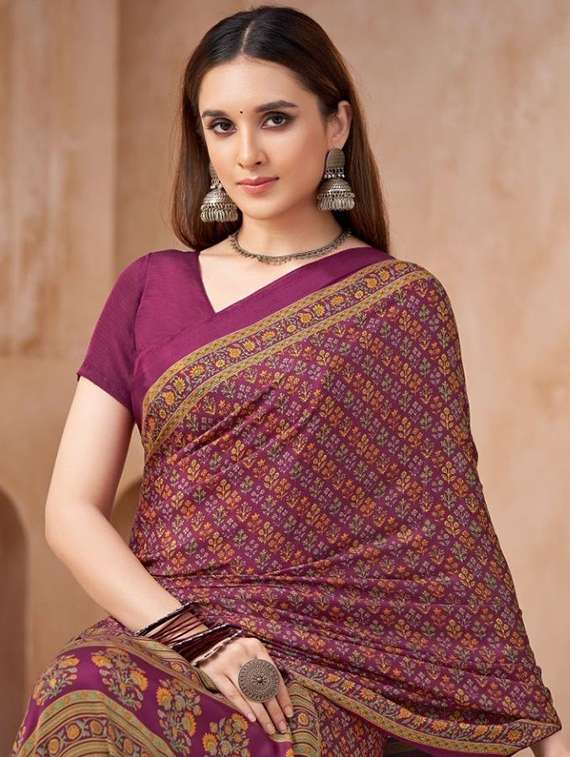 women printed casual wear saree with blouse - 22279076 -  Standard Image - 2