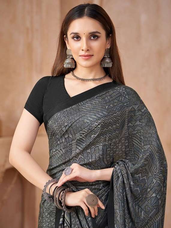 women printed casual wear saree with blouse - 22279077 -  Standard Image - 2