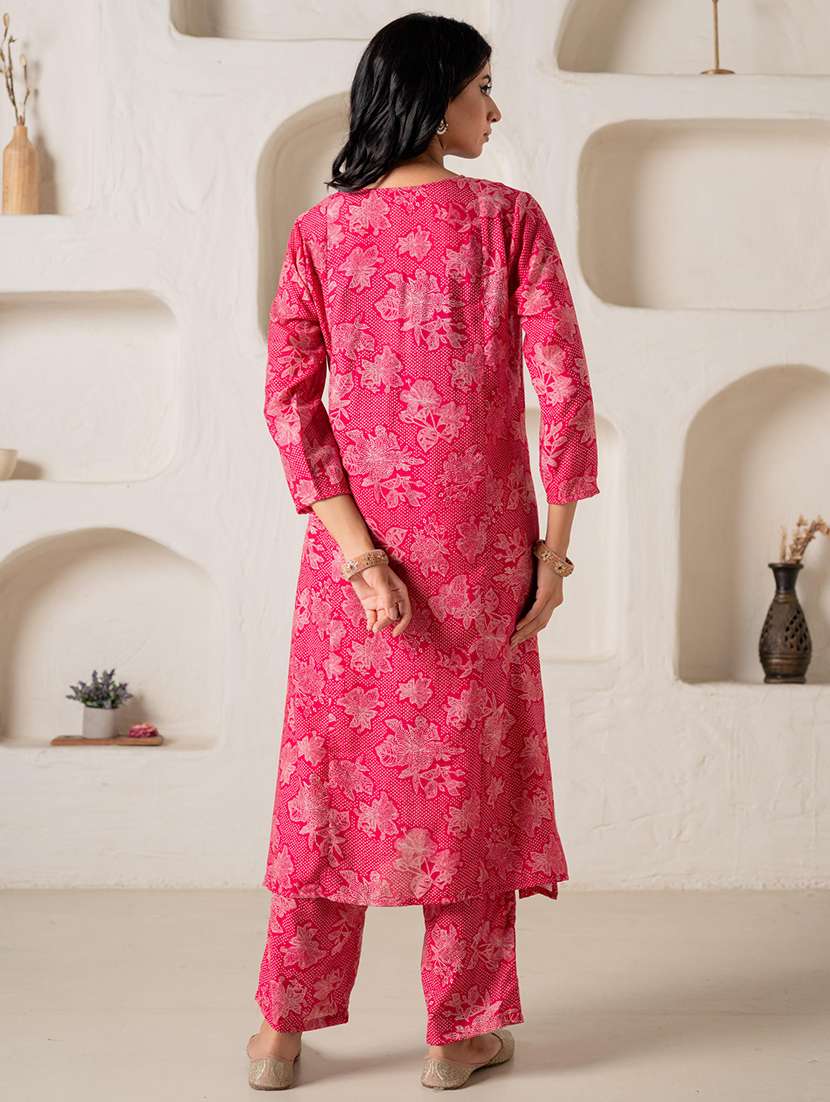 women floral three quarter sleeve kurta pant with dupatta set - 22279282 -  Standard Image - 2