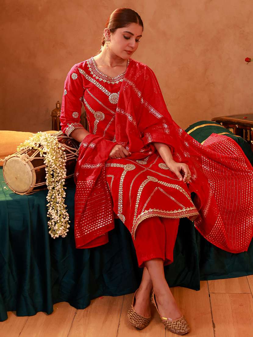 women solid with work three quarter sleeve kurta pant with dupatta set - 22279290 -  Standard Image - 2