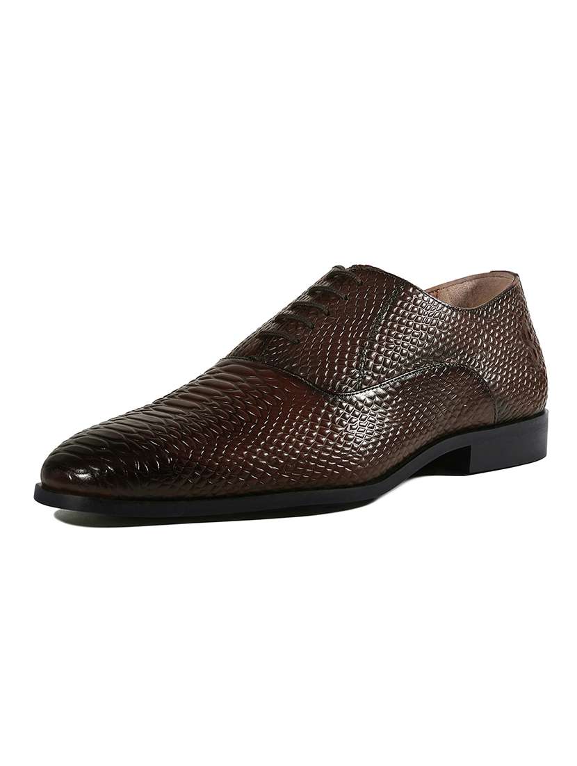 men textured lace-up derbies - 22281040 -  Standard Image - 2