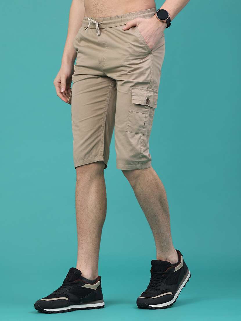men solid mid rise cargo shorts - 22281788 -  Standard Image - 2
