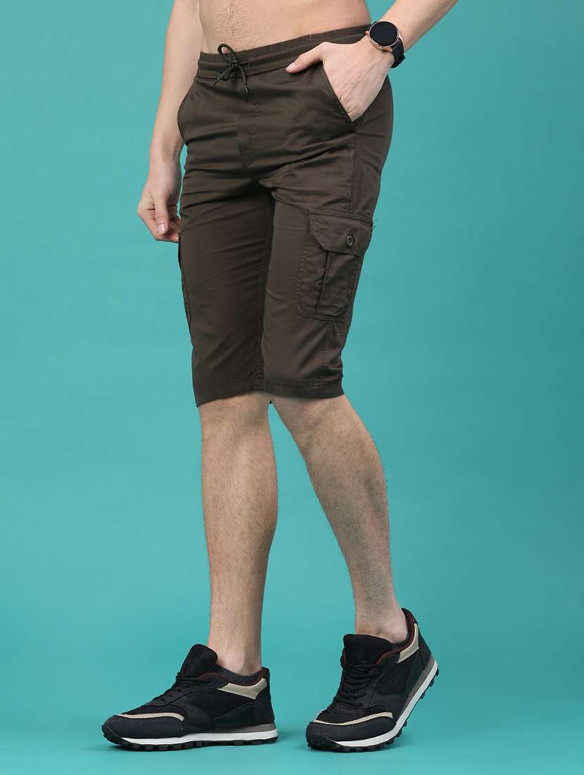 men solid mid rise cargo shorts - 22281790 -  Standard Image - 2