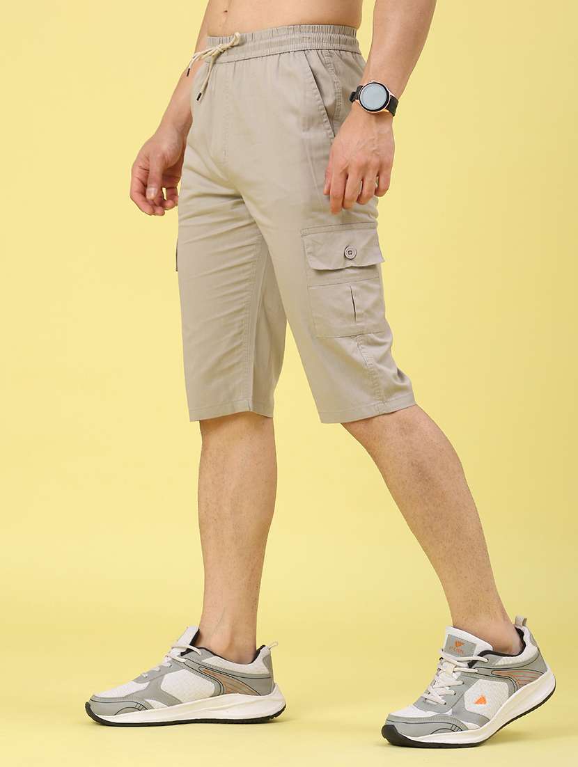 men solid mid rise cargo shorts - 22281795 -  Standard Image - 2