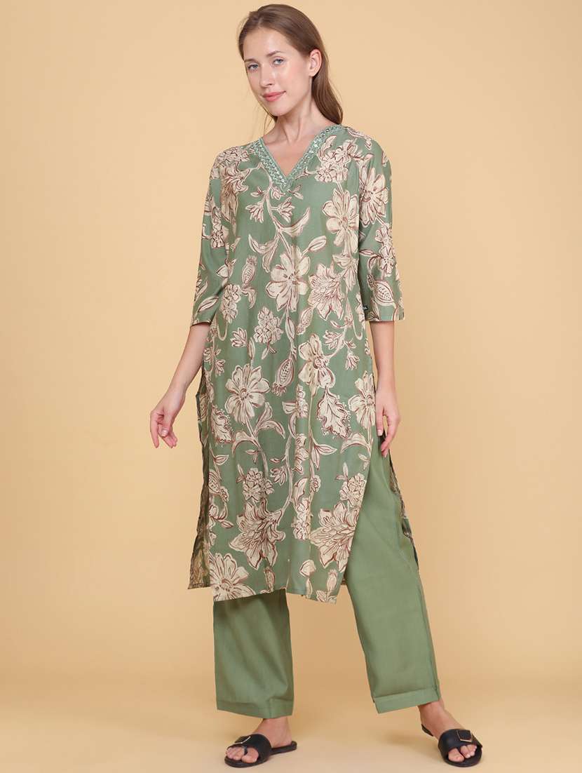 women printed three quarter sleeves kurta and pant set - 22281945 -  Standard Image - 2