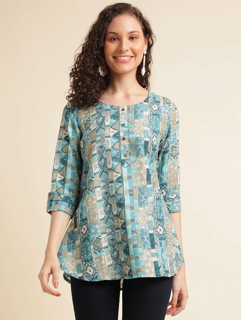 women printed three quartre sleeve kurti