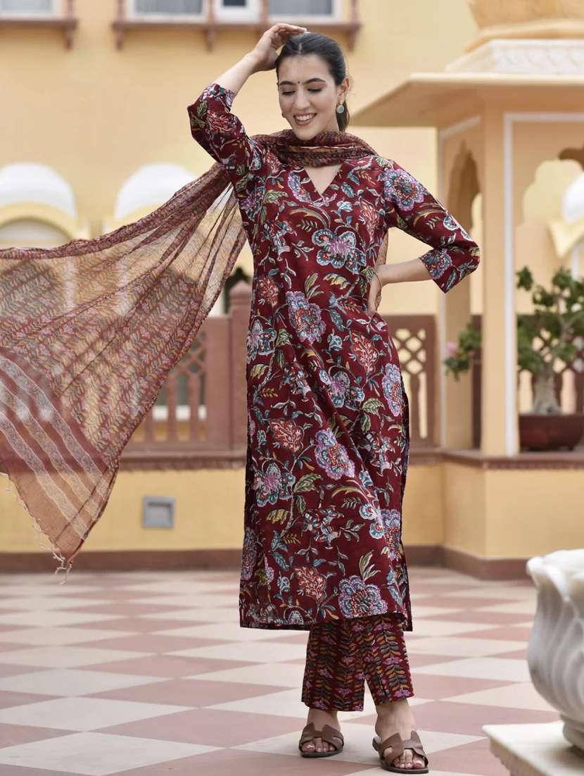 women floral three quarter sleeve kurta pant with dupatta set - 22282120 -  Standard Image - 2
