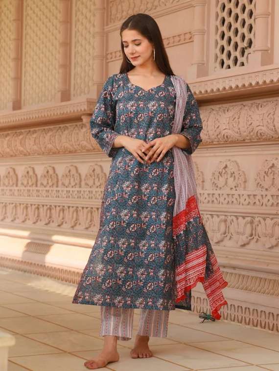 women floral three quarter sleeve kurta pant with dupatta set - 22282123 -  Standard Image - 2