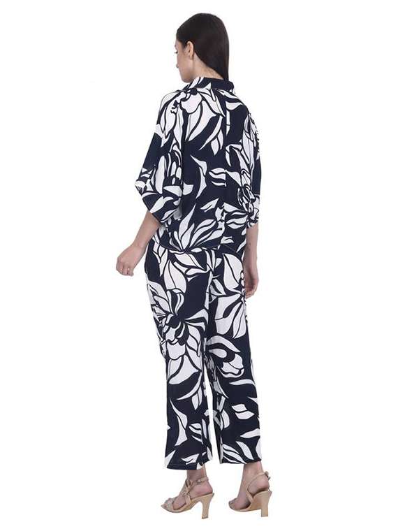 women floral three quarter sleeve ethnic co-ord set - 22282131 -  Standard Image - 2