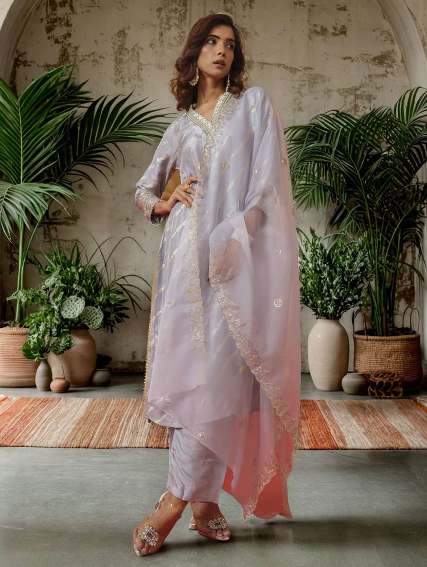 women self design three quarter sleeve kurta pant with dupatta set - 22282150 -  Standard Image - 2