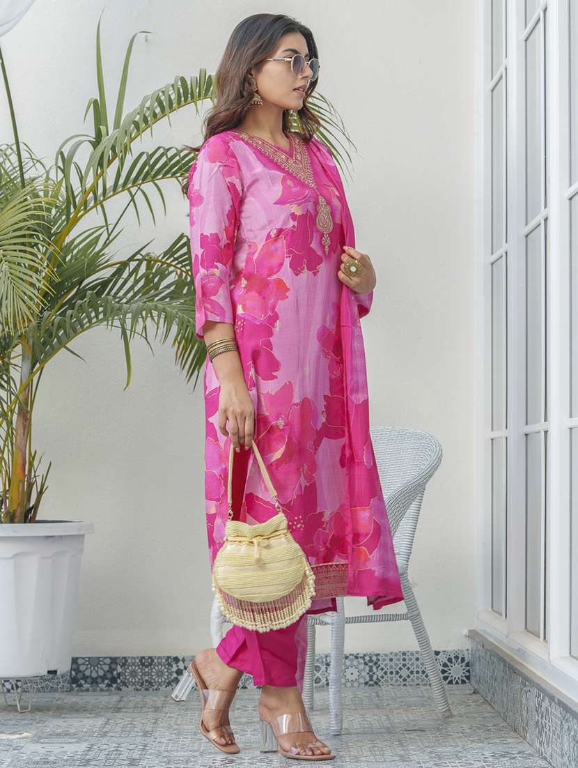 women printed three quarter sleeve kurta pant with dupatta set - 22282155 -  Standard Image - 2