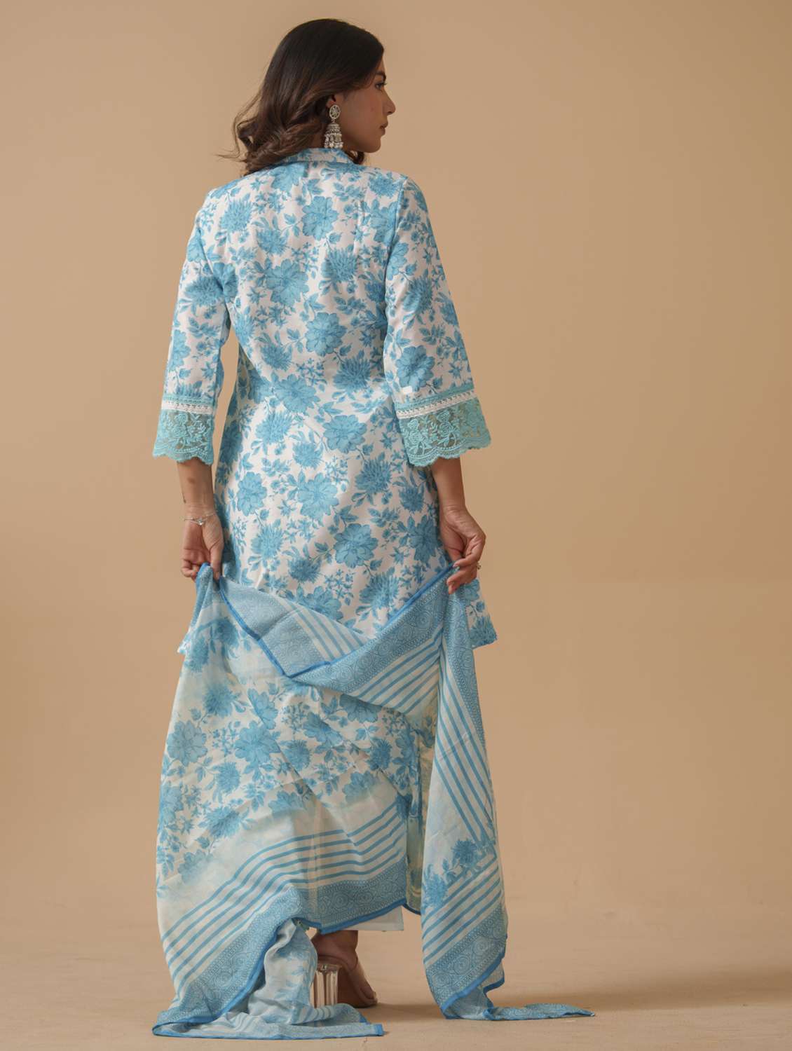 women floral three quarter sleeve kurta pant with dupatta set - 22282164 -  Standard Image - 2