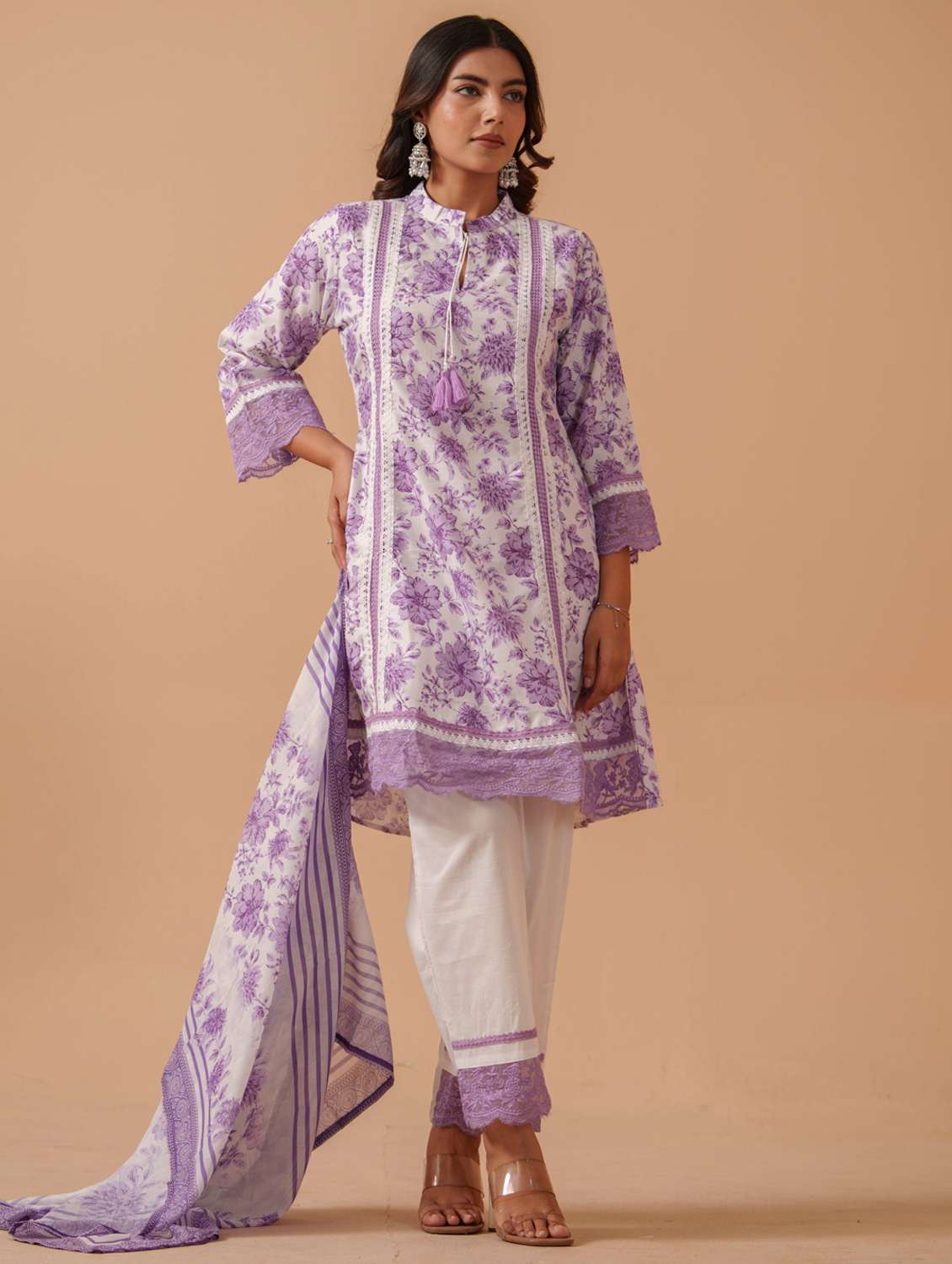 Women Floral Three Quarter Sleeve Kurta Pant With Dupatta Set - 22282165 -  Standard Image - 2