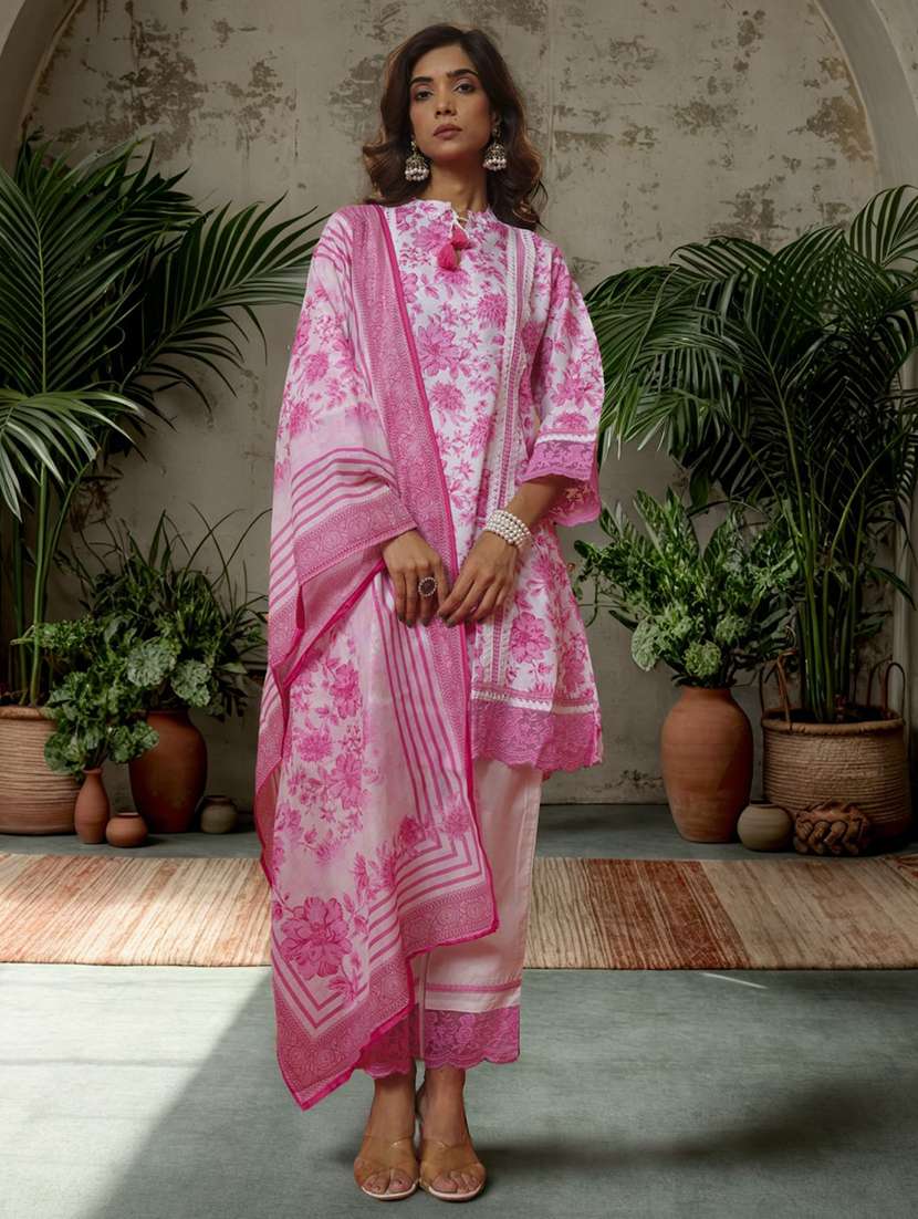 women floral three quarter sleeve kurta pant with dupatta set