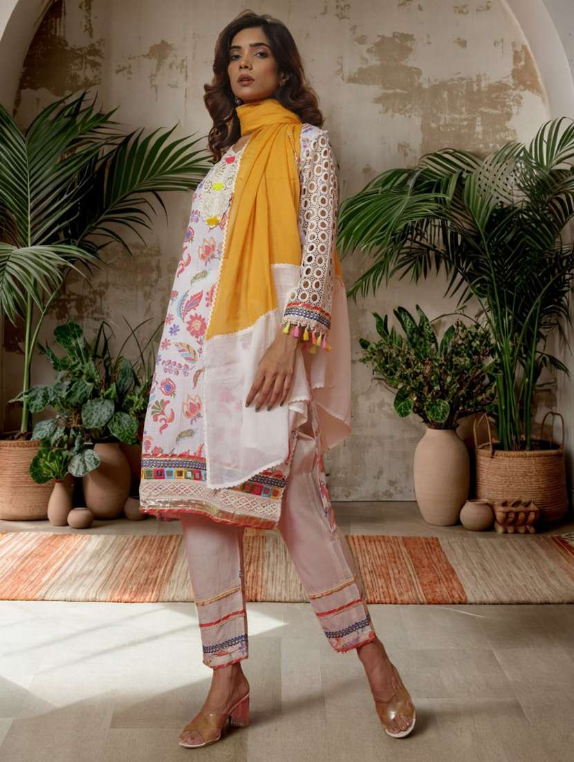 women floral three quarter sleeve kurta pant with dupatta set - 22282175 -  Standard Image - 2