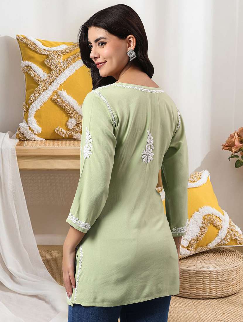 Women Solid With Work Three Quarter Sleeve Straight Kurti - 22282299 -  Standard Image - 2